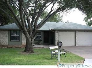 402 Golden Oaks Dr, Georgetown, TX 78628