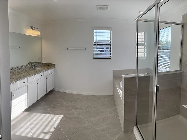 14543 Cantabria Dr — Photo 17