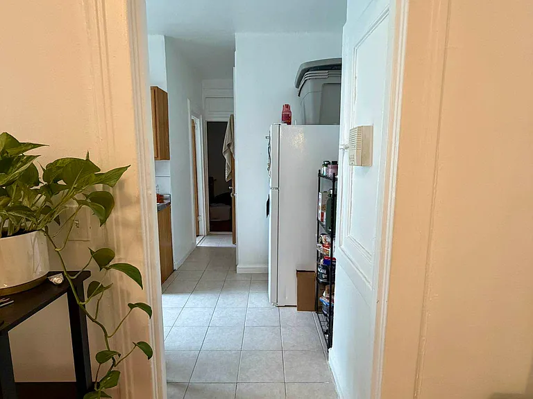 33-09 31st Ave #1C — Photo 4