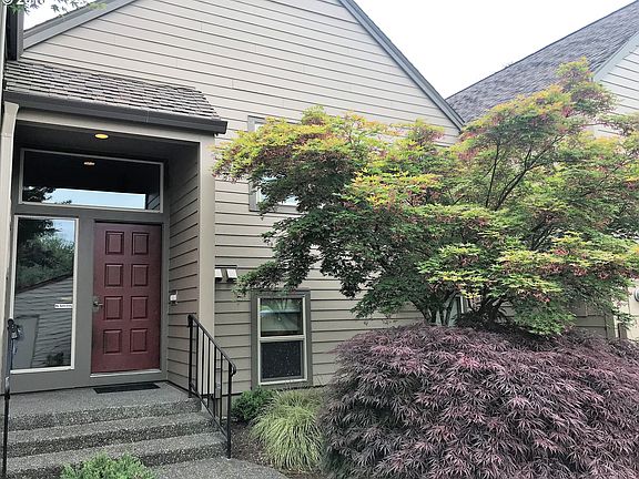 2nd image of 2506 SE Baypoint Dr Unit 44U