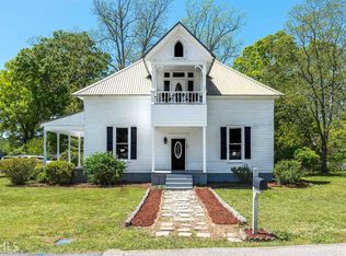 33 W Main St, Hampton, GA 30228