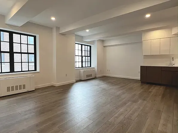 128 Columbia Heights image 3 of 18