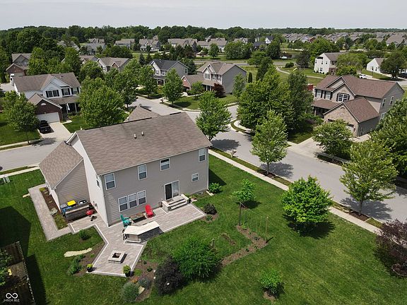 5th image of 18592 Pilot Mills Ct