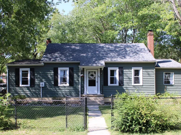 233 Lincoln Ave, Colonial Beach, VA 22443