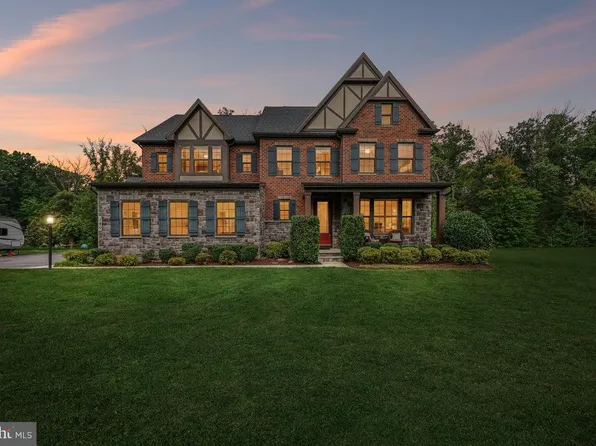 140 Greentree Farm Dr, Dickerson, MD 20842