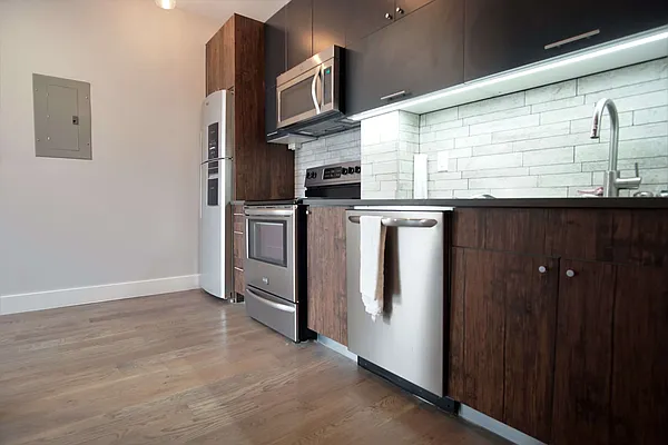 Rented by Lofts and Flats LLC | media 42