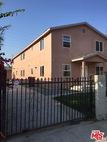 1st image of 1136 W 97th St