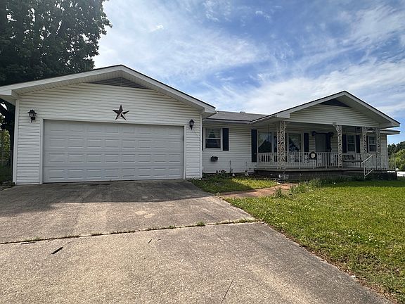 3rd image of 2803 Thomasville Rd
