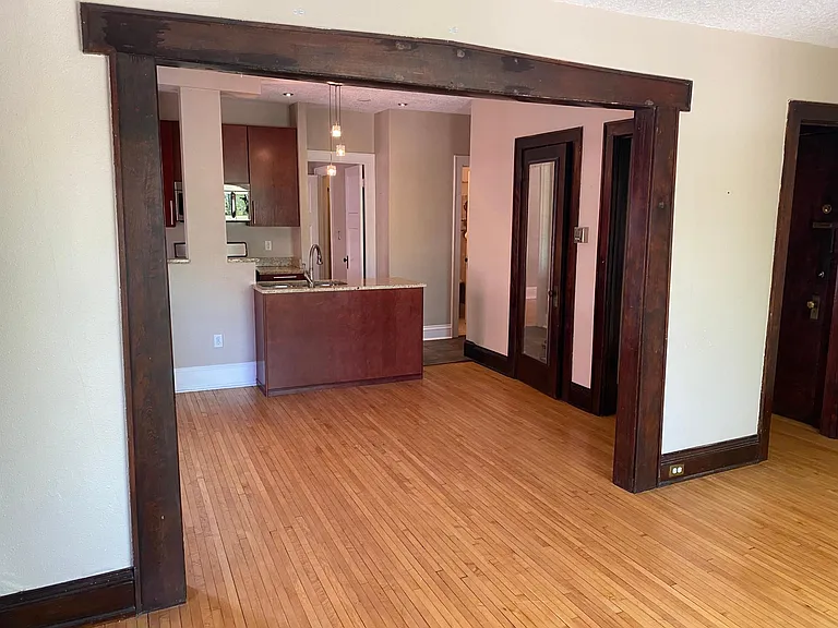 2881 Irving Ave S #302 — Photo 4