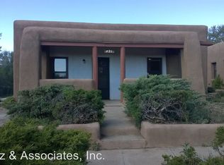 421 E Coronado Rd, Santa Fe, NM 87505