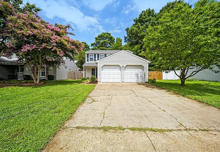 1119 Mill Lake Quarter — Photo 3