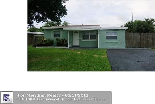 1st image of 1524 NE 27th St