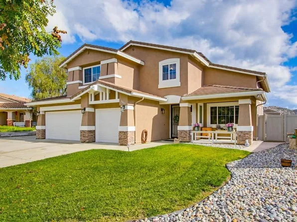 9893 Mollie Ln, Santee, CA 92071