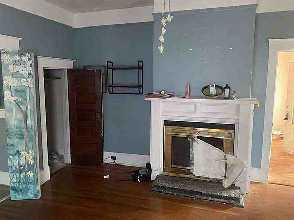 Additional Living Room