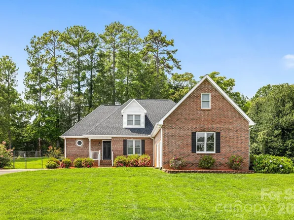 221 Nancy Dr, Shelby, NC 28152