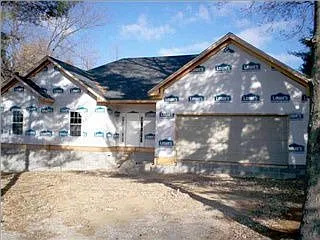 7545 Eichele Dr photo 1