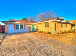 7425 NW 29th St, Bethany, OK 73008
