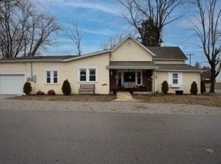 107 Main St, Shirley, IN 47384