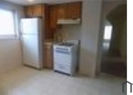 17940 Glendale St — Photo 3