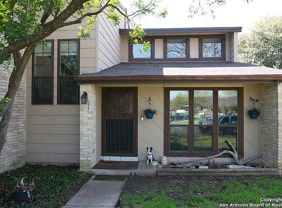 3rd image of 6326 Stirrup Ln