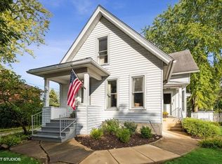 339 N Worth Ave, Elgin, IL 60123