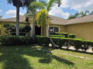 1943 SW Capeador St, Port Saint Lucie, FL 34953