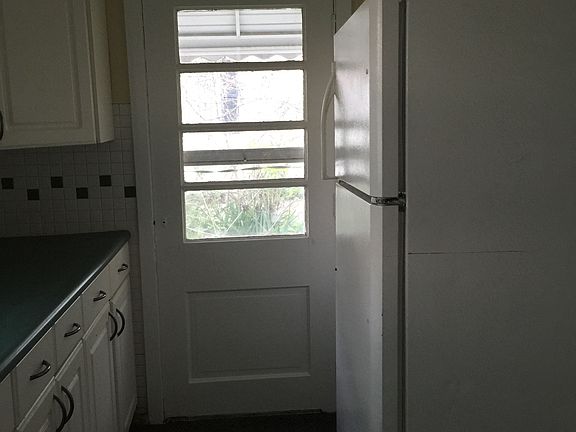 4th image of 274 Annis Court