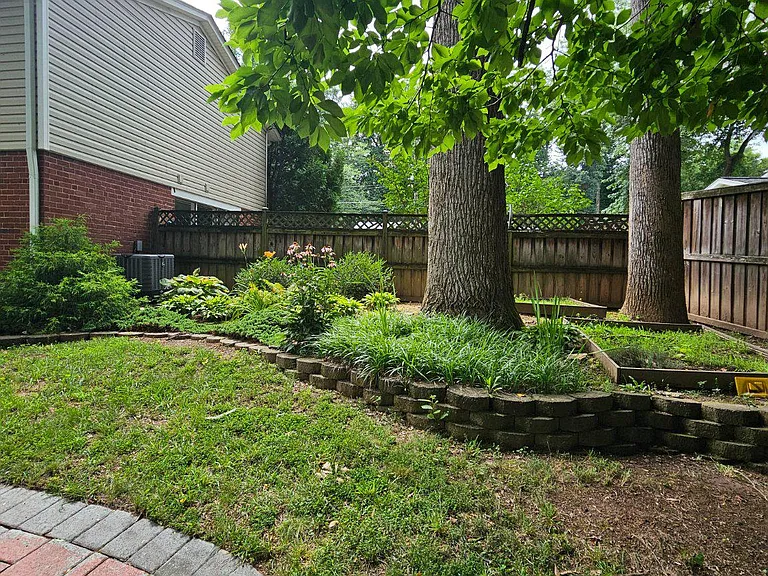8913 Cromwell Dr — Photo 28