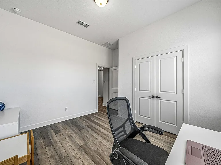 7415 Denali Dr — Photo 32