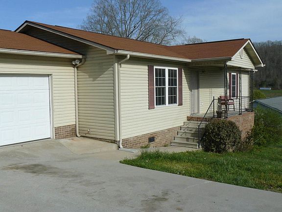 4th image of 261 Adair Dr
