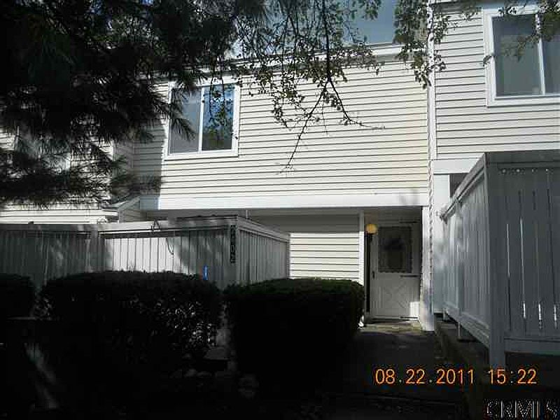 3rd image of 2402 ROCKPORT Court