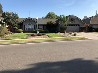 725 E Babcock Ct, Visalia, CA 93292