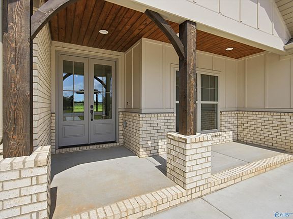 3rd image of 17735 Carillon Dr