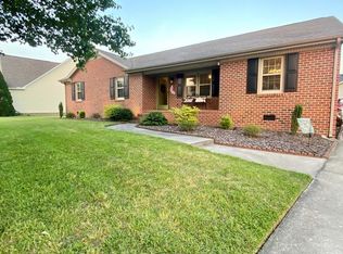 210 Harvest Rd, Roanoke Rapids, NC 27870