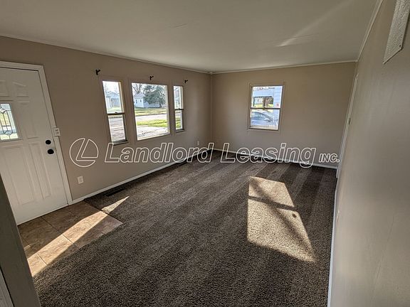 2nd image of 2813 Riverview Ln