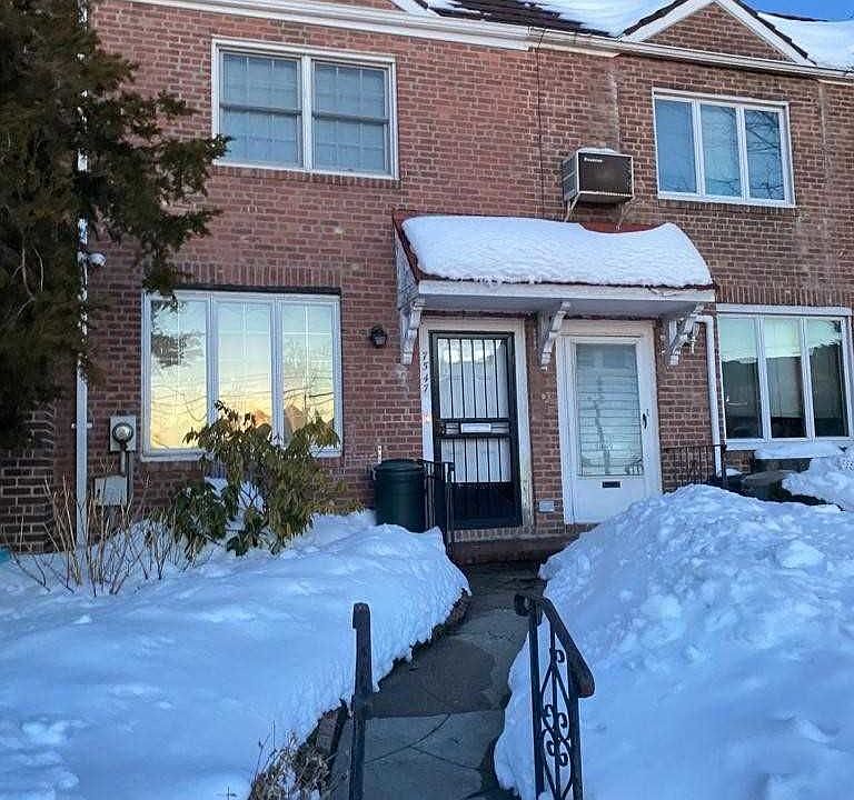1st image of 7547 Utopia Pkwy