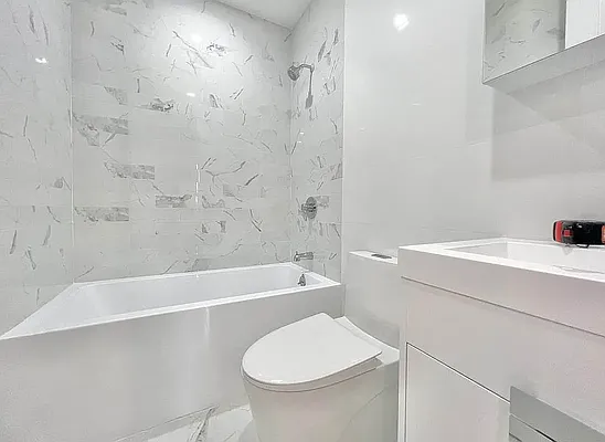 Rented by MADEHOME | media 13