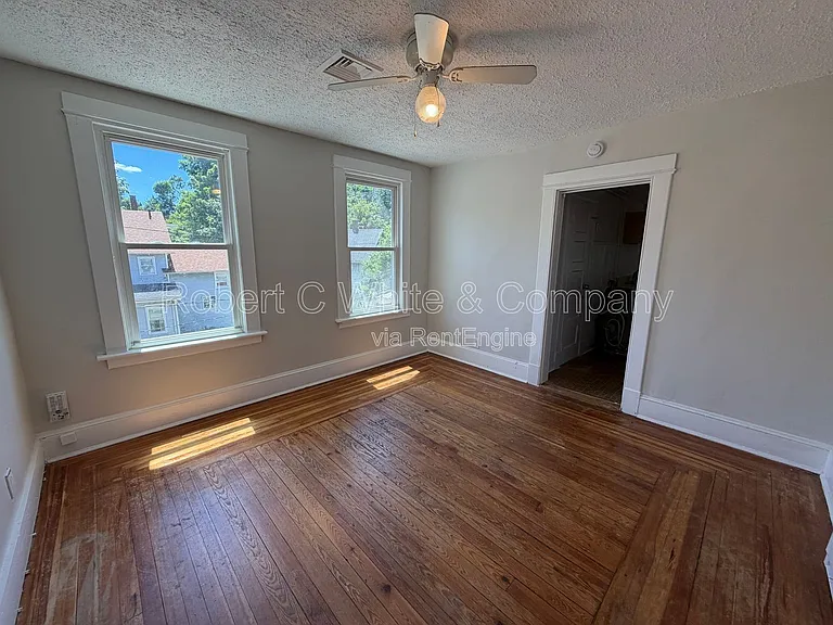179 Maple St #3 — Photo 10