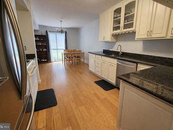 4th image of 2010 Colts Neck Rd APT 2B