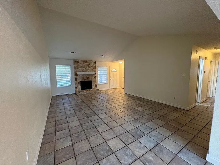 3800 Tattershall Ln — Photo 5