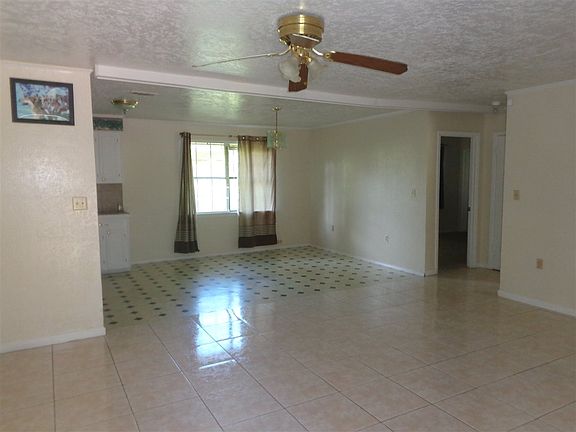 3rd image of 313 Robert McDaniel Dr