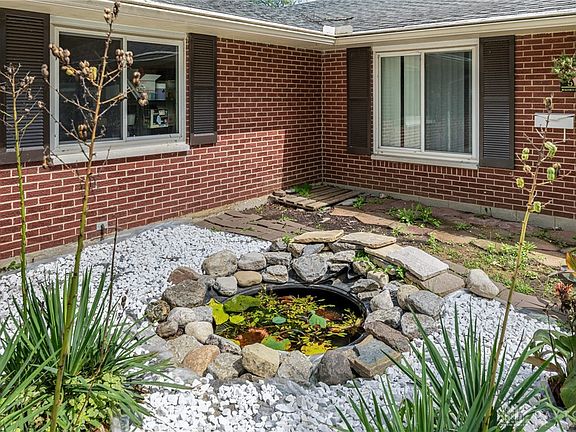 2nd image of 5314 Brainard Dr