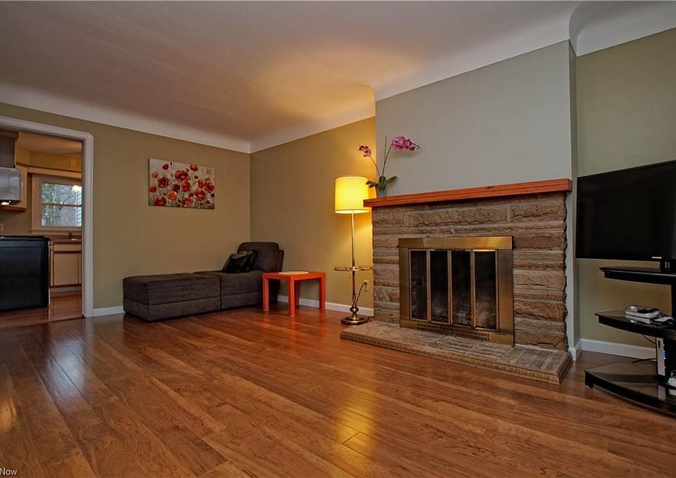 24633 Gessner Rd, North Olmsted, OH 44070 Zillow