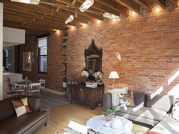 2nd image of 406-408 W 45th St #4C