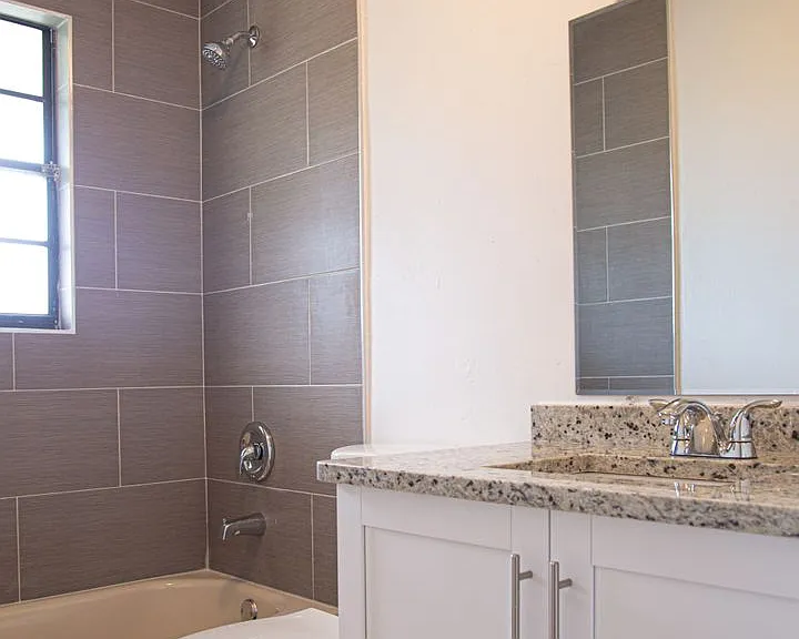 2445 Thomasson Dr — Photo 50