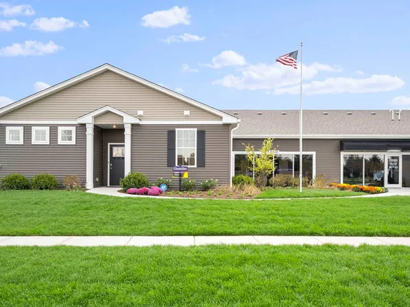 6438 Maple Glen Dr, Wonder Lake, IL 60097
