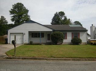77 Anchorage Dr, Newport News, VA 23602