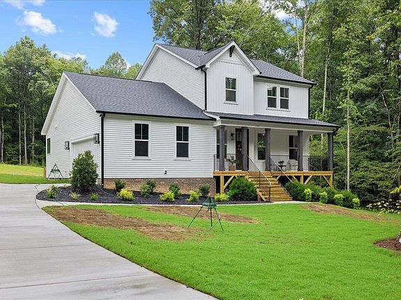 3rd image of 191 Sequoia Dr
