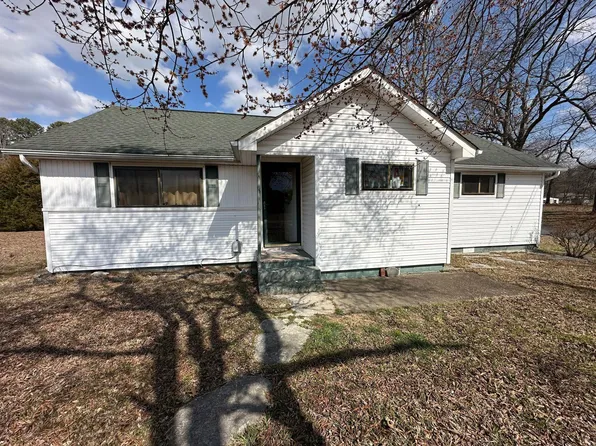 1701 Longview St, Hixson, TN 37343