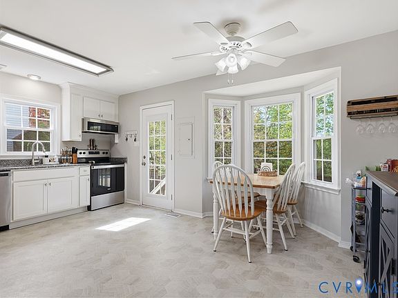 5th image of 6410 Cherrygrove Ln